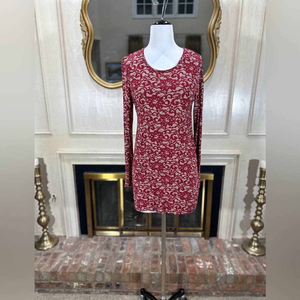 J. Jill Wearever Red Lace Tunic Top Petite Small Stretch Long‎ Sleeve Dressy
